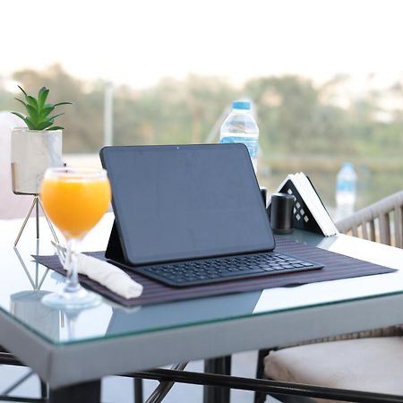 Golden Palm Sunrise Inn Kafrat al Jabal ภายนอก รูปภาพ
