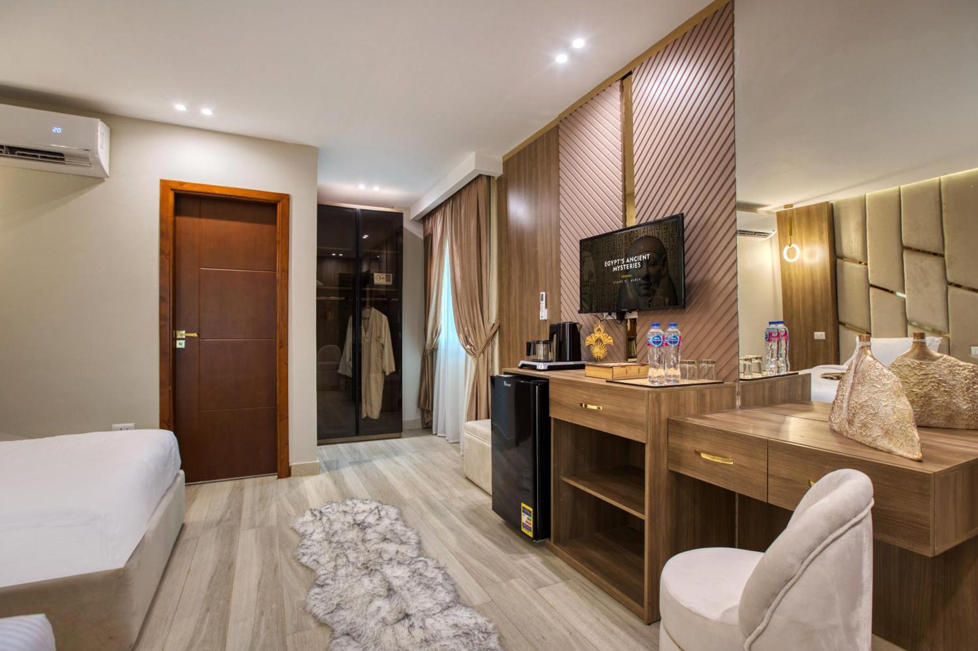 Golden Palm Sunrise Inn Kafrat al Jabal ภายนอก รูปภาพ